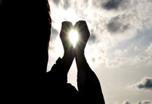 雷竞技官网:法国队发布主场战克罗地亚海报:姆巴佩、莫德里奇领衔.